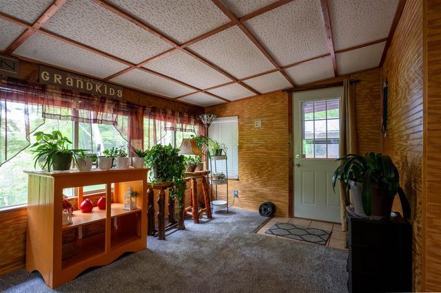 4658 W Fern Glen, Fremont, MI 49412