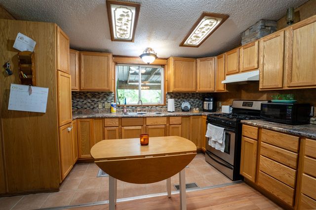 4658 W Fern Glen, Fremont, MI 49412