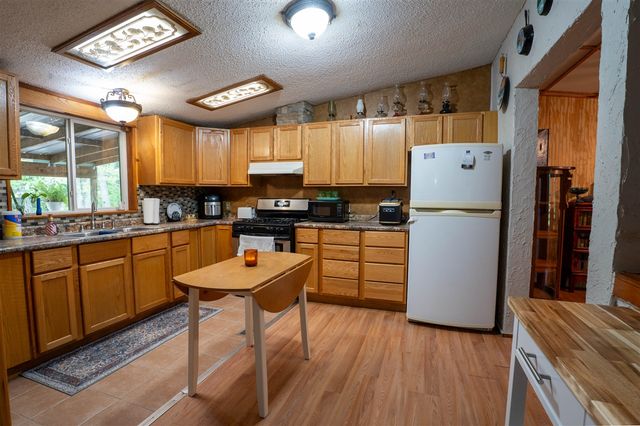 4658 W Fern Glen, Fremont, MI 49412