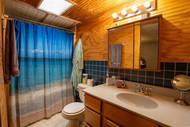 4658 W Fern Glen, Fremont, MI 49412