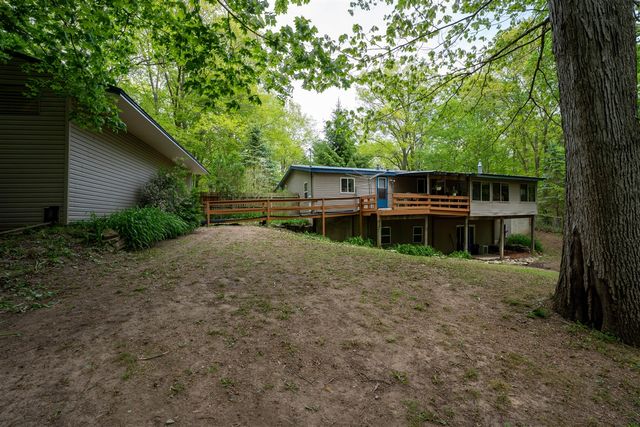 4658 W Fern Glen, Fremont, MI 49412