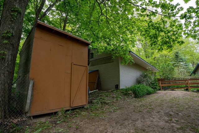 4658 W Fern Glen, Fremont, MI 49412
