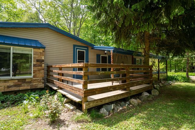 4658 W Fern Glen, Fremont, MI 49412