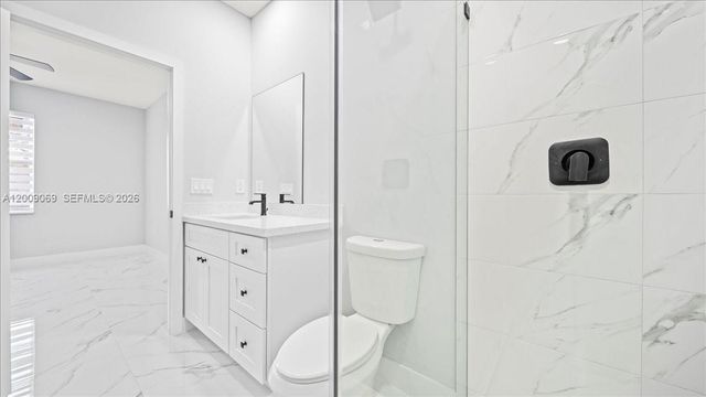 103 Diplomat Parkway E, Cape Coral, FL 33909