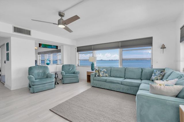 6020 SHORE BOULEVARD S 412, Gulfport, FL 33707