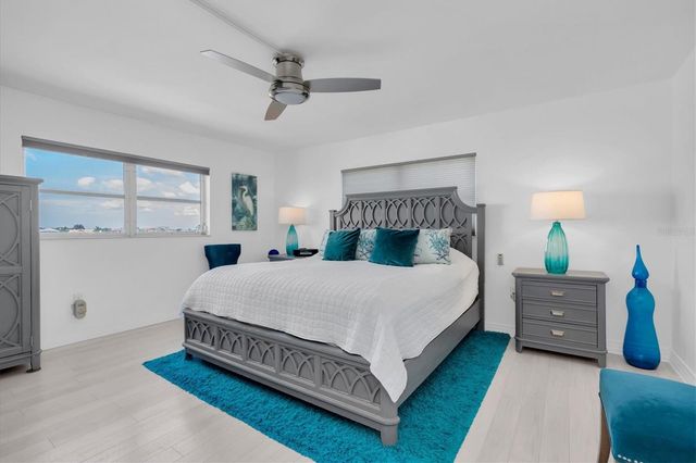 6020 SHORE BOULEVARD S 412, Gulfport, FL 33707