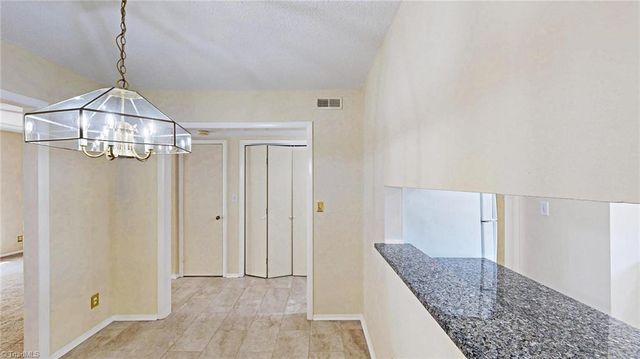 2214 Shadow Valley Road E, High Point, NC 27265