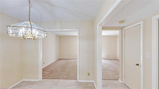 2214 Shadow Valley Road E, High Point, NC 27265