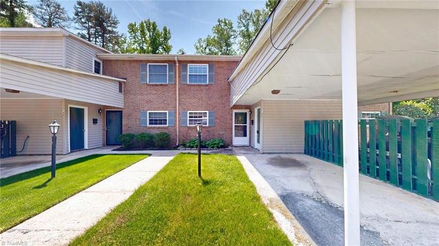 2214 Shadow Valley Road E, High Point, NC 27265