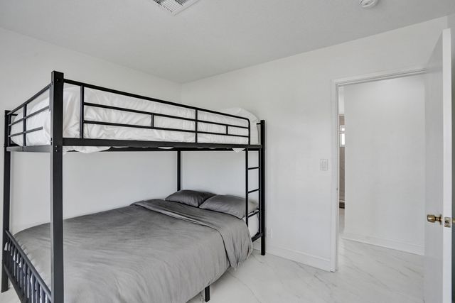 1633 SE 5th Court, Deerfield Beach, FL 33441