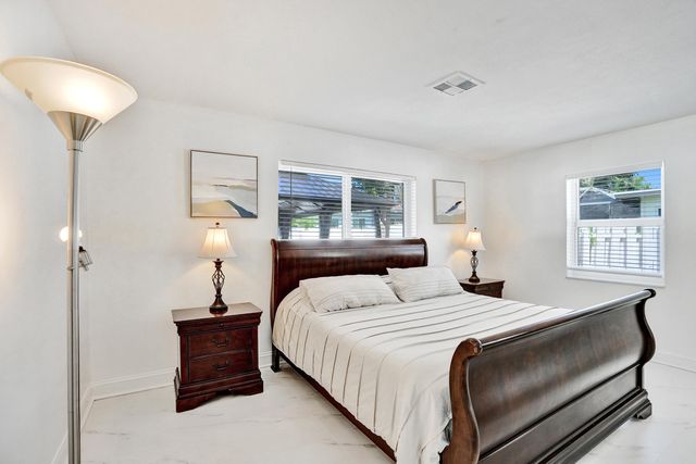 1633 SE 5th Court, Deerfield Beach, FL 33441