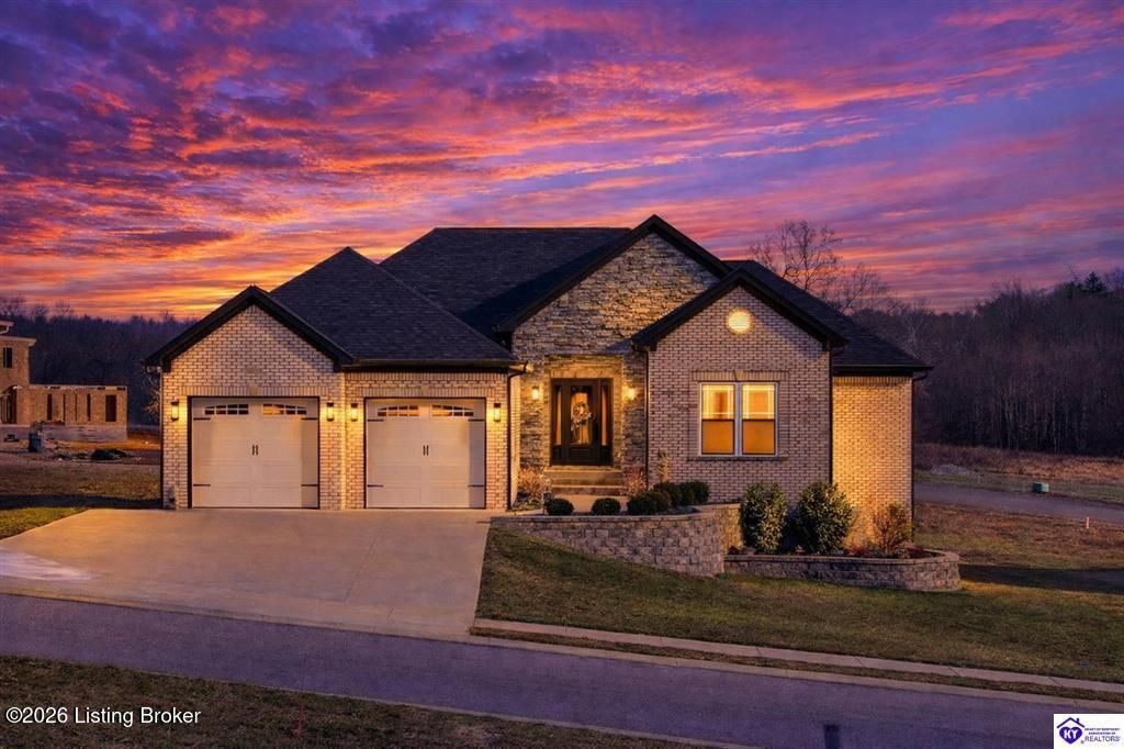 105 Bonfire Ln, Elizabethtown, KY 42701