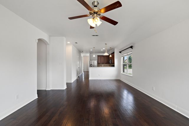 920 Kinghaven Drive, Little Elm, TX 75068
