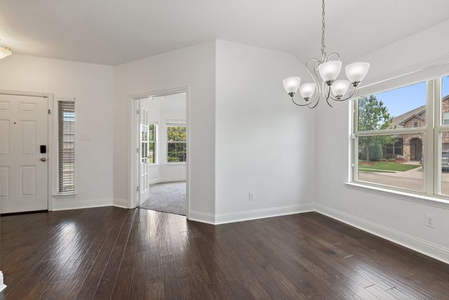 920 Kinghaven Drive, Little Elm, TX 75068