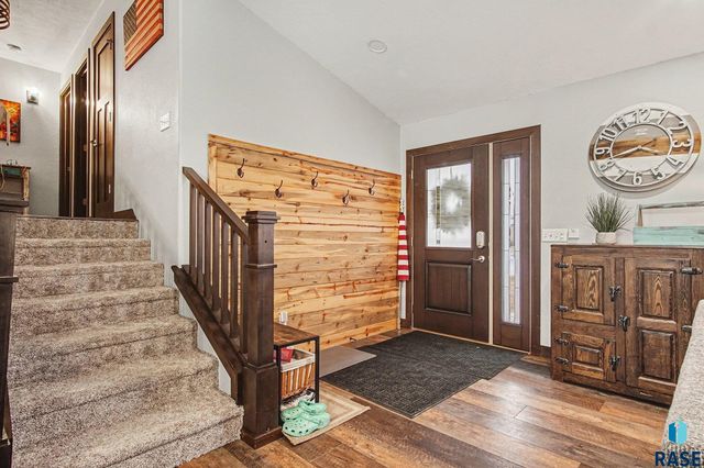 27302 Michelle Cir Circle, Tea, SD 57064