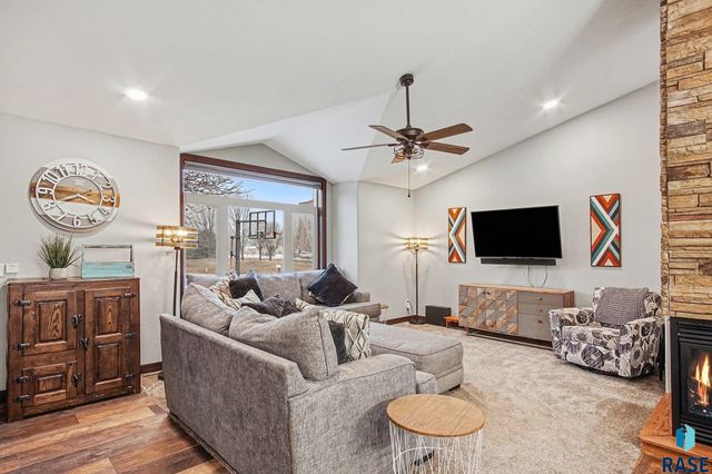 27302 Michelle Cir Circle, Tea, SD 57064