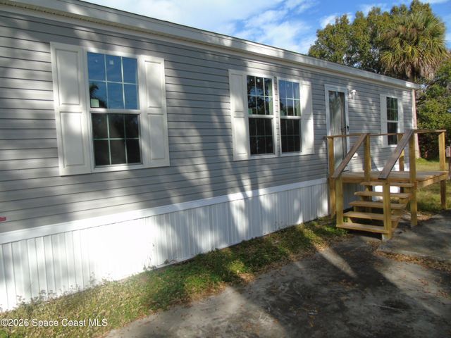 5 Annette Drive, Melbourne, FL 32904