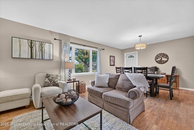 3604 Aragon Drive, Lansing, MI 48906