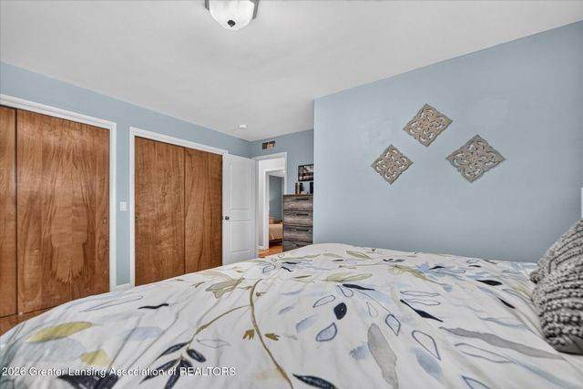 3604 Aragon Drive, Lansing, MI 48906