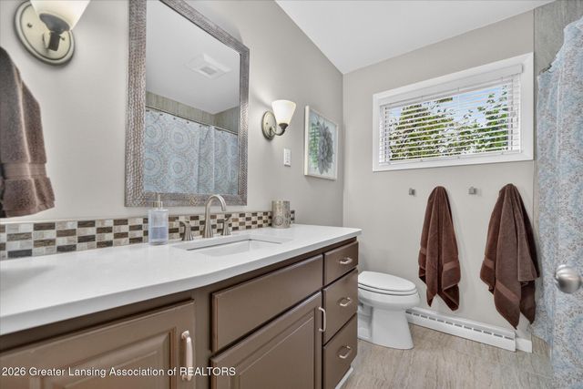 3604 Aragon Drive, Lansing, MI 48906
