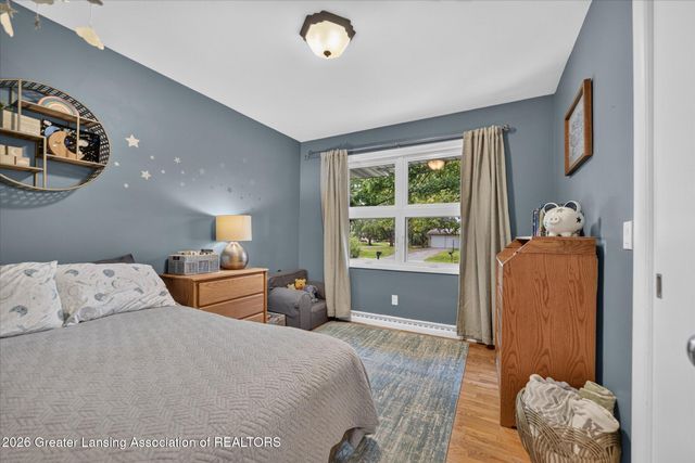 3604 Aragon Drive, Lansing, MI 48906
