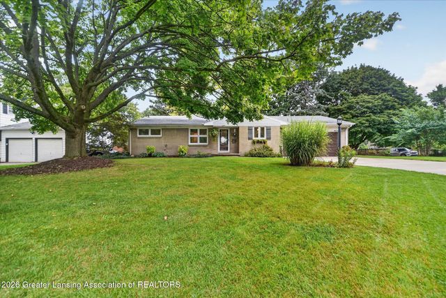 3604 Aragon Drive, Lansing, MI 48906