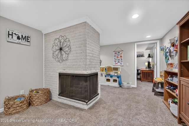 3604 Aragon Drive, Lansing, MI 48906