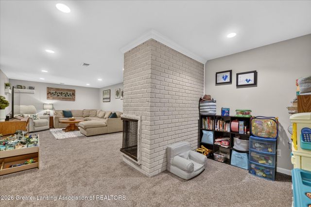 3604 Aragon Drive, Lansing, MI 48906