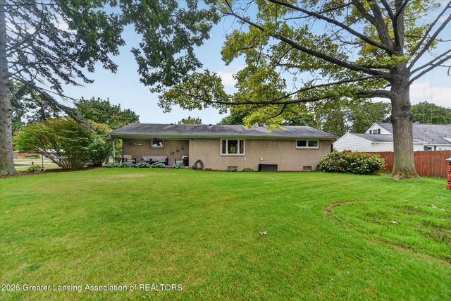 3604 Aragon Drive, Lansing, MI 48906