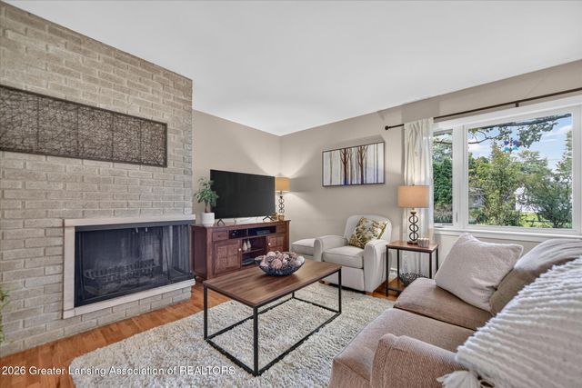 3604 Aragon Drive, Lansing, MI 48906