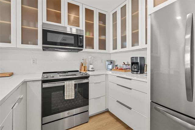 711 BEACH ROAD 408, Sarasota, FL 34242