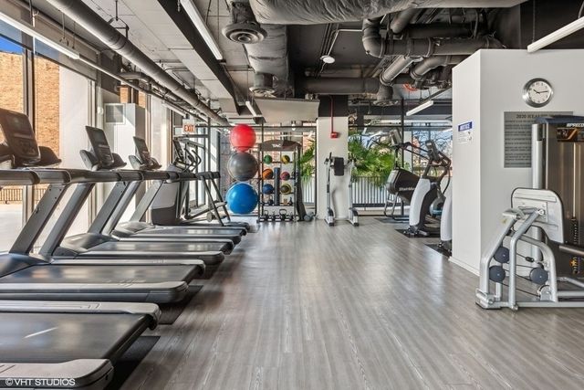 2020 N Lincoln Park West 15G, Chicago, IL 60614