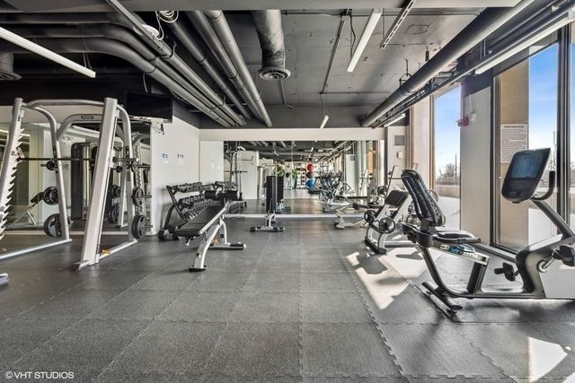 2020 N Lincoln Park West 15G, Chicago, IL 60614