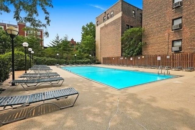 2020 N Lincoln Park West 15G, Chicago, IL 60614