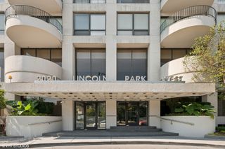 2020 N Lincoln Park West 15G, Chicago, IL 60614