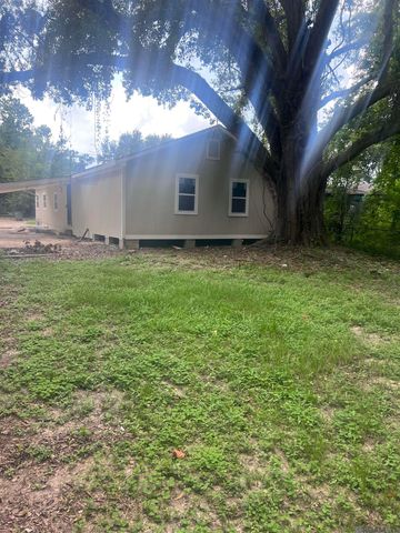 1438 N 43rd St, Baton Rouge, LA 70802