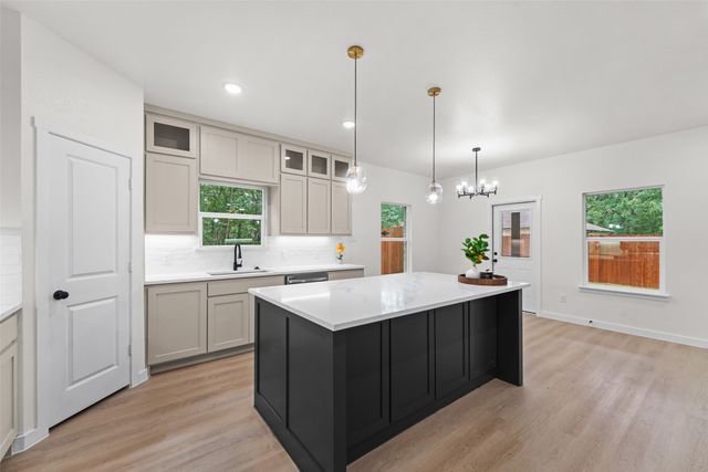231 E Beachwood Loop, Trinidad, TX 75163