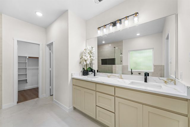 231 E Beachwood Loop, Trinidad, TX 75163