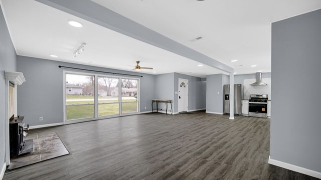 2446 Forest Park Drive, Dyer, IN 46311