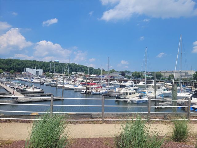 11 Harmony Lane, Glen Cove, NY 11542