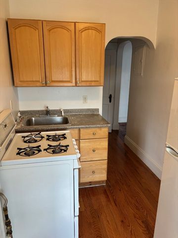 117 Summer Street 28, Malden, MA 02148