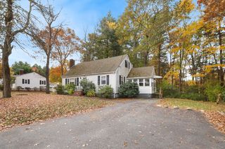 53 Highland St, Walpole, MA 02081