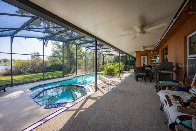 8701 ROSE POINTE COURT, Orlando, FL 32835