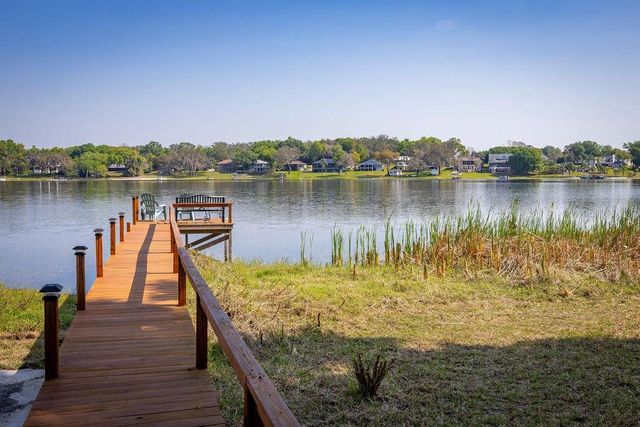 8701 ROSE POINTE COURT, Orlando, FL 32835