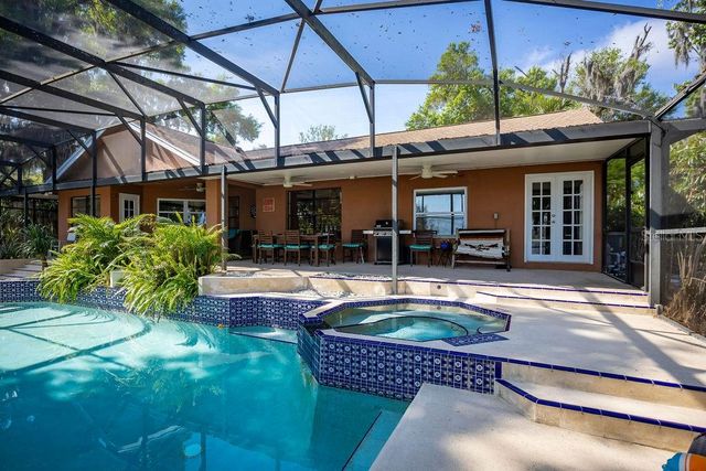 8701 ROSE POINTE COURT, Orlando, FL 32835