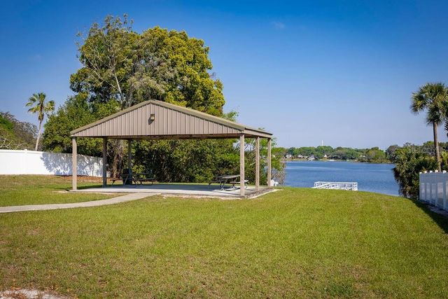 8701 ROSE POINTE COURT, Orlando, FL 32835