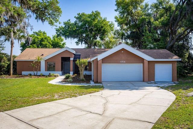 8701 ROSE POINTE COURT, Orlando, FL 32835