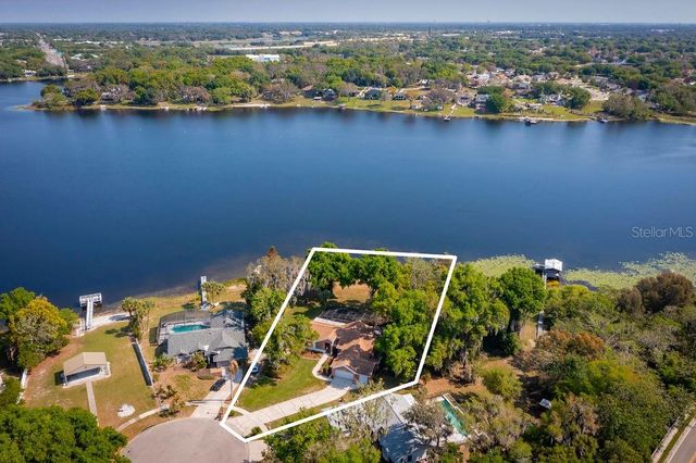 8701 ROSE POINTE COURT, Orlando, FL 32835