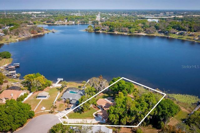8701 ROSE POINTE COURT, Orlando, FL 32835