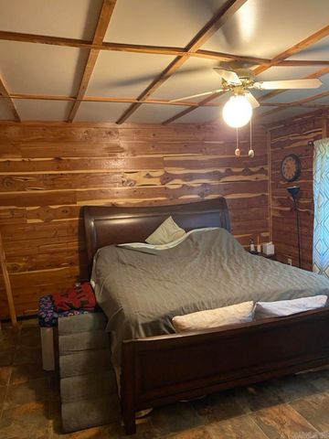5554 W Highway 16, Clinton, AR 72031